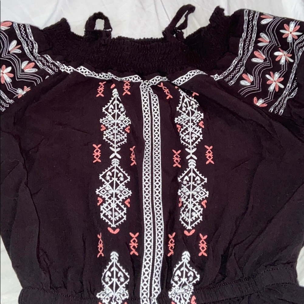 Romper - Picture 2 of 4